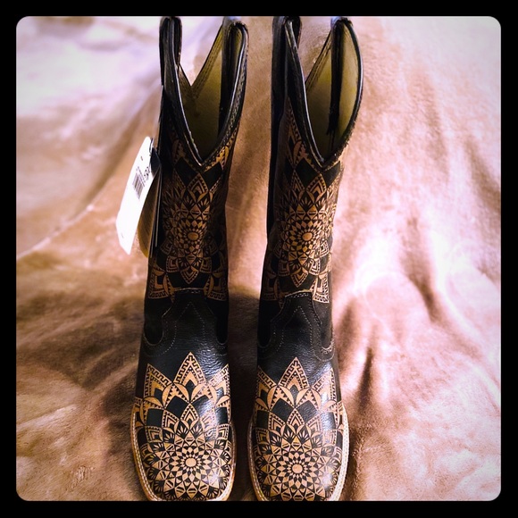 Noble Outfitters Shoes - Cowgirl Boots- Noble Outfitters